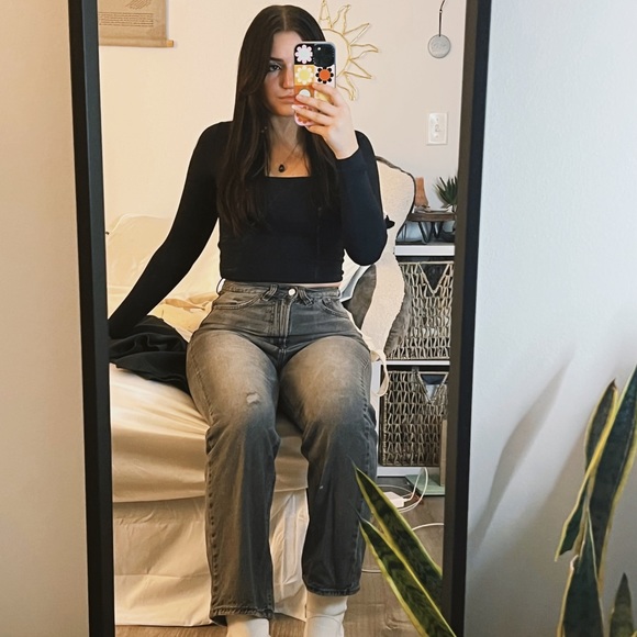 Meet your Posher, Christy - Picture 1 of 1